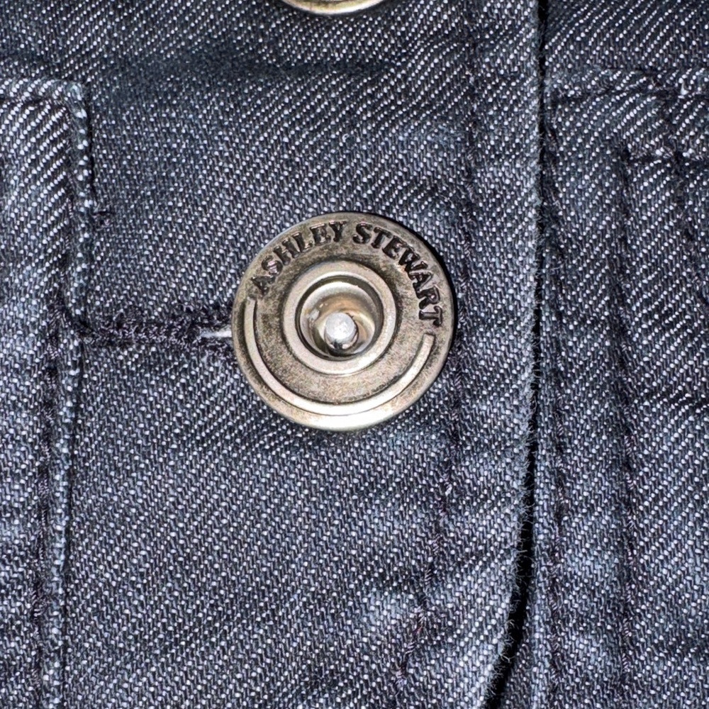 Ashley Stewart Vintage Womenโs Denim Crop Vest - Dark Blue Button Front EUC 20W - Picture 4 of 10